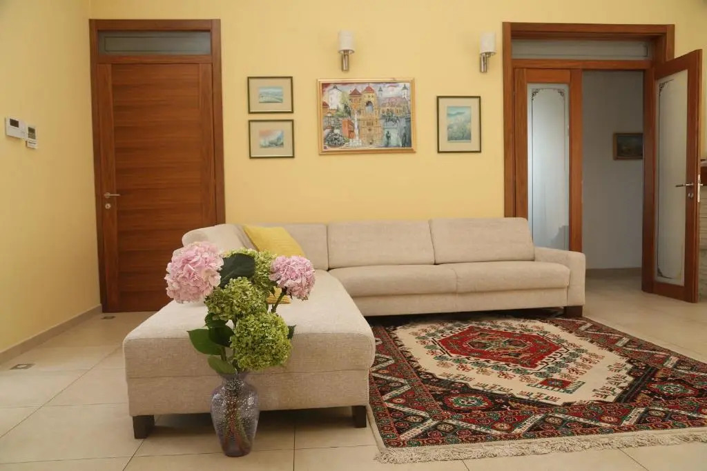 Apartment Larin