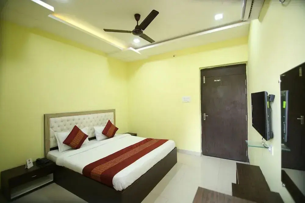 OYO 4154 Hotel Pearl