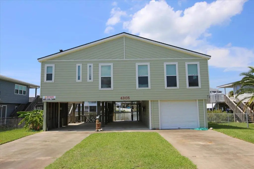 Canal Breeze by Ryson Vacation Rentals