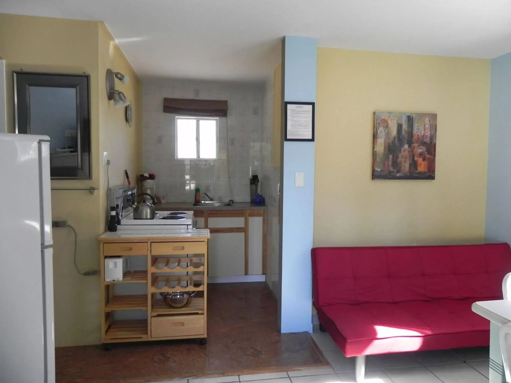 Naramata Courtyard Suites