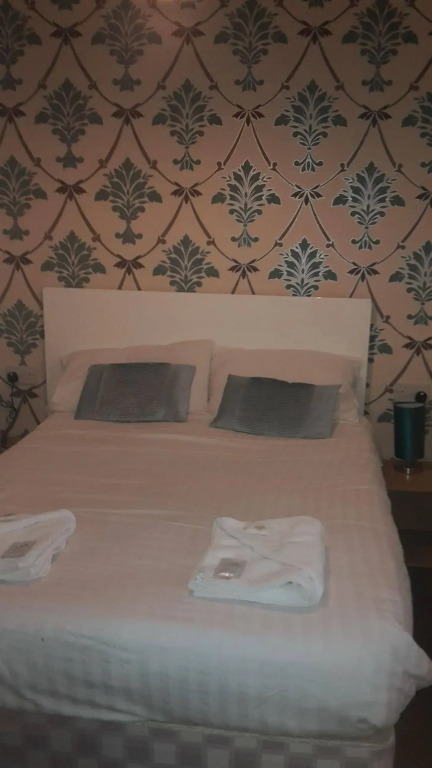 The Cressington Hotel