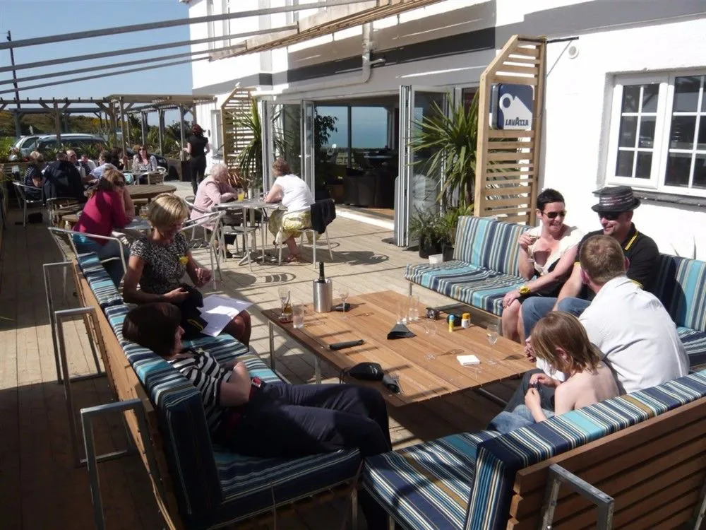 Elements Hotel and Bistro