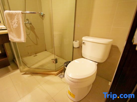 Shanghai Zihuan Business Hotel (Minhang Jiaotong University)