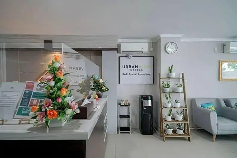 Urbanview Hotel Bari Syariah Palembang By RedDoorz