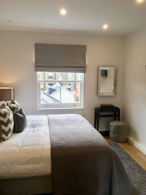 Spacious 1 Bed Serviced Apartment In Kensington