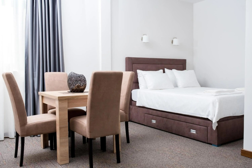 IPN APARTMENTs -MOTEL