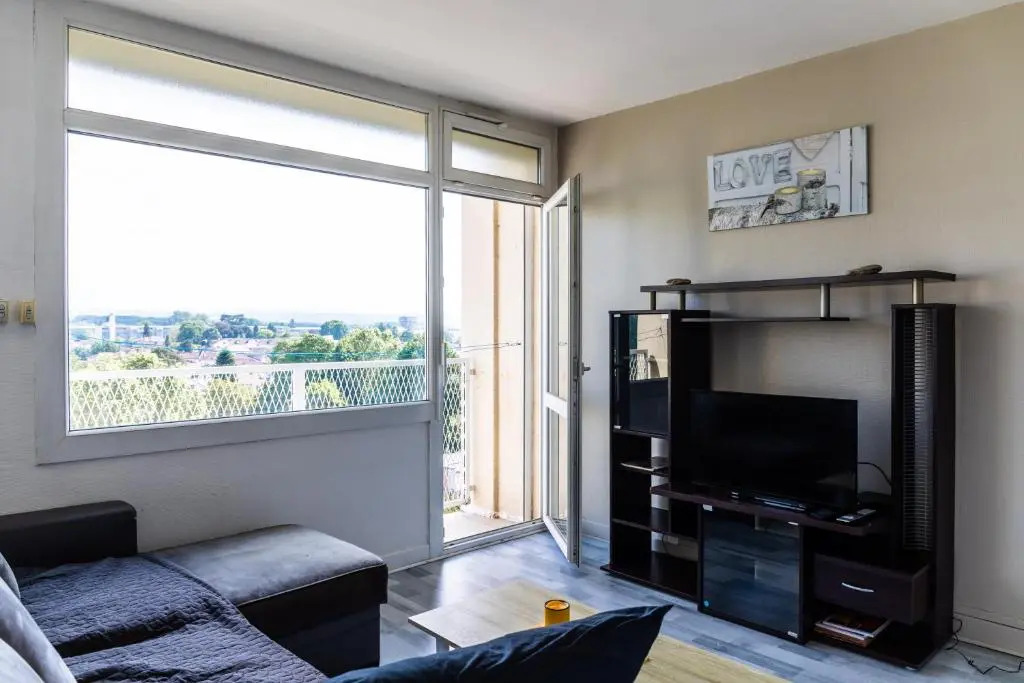 Cap Sud - 53m2- VUE PYRENEES- HYPERCENTRE- GARAGE-WIFI FIBRE