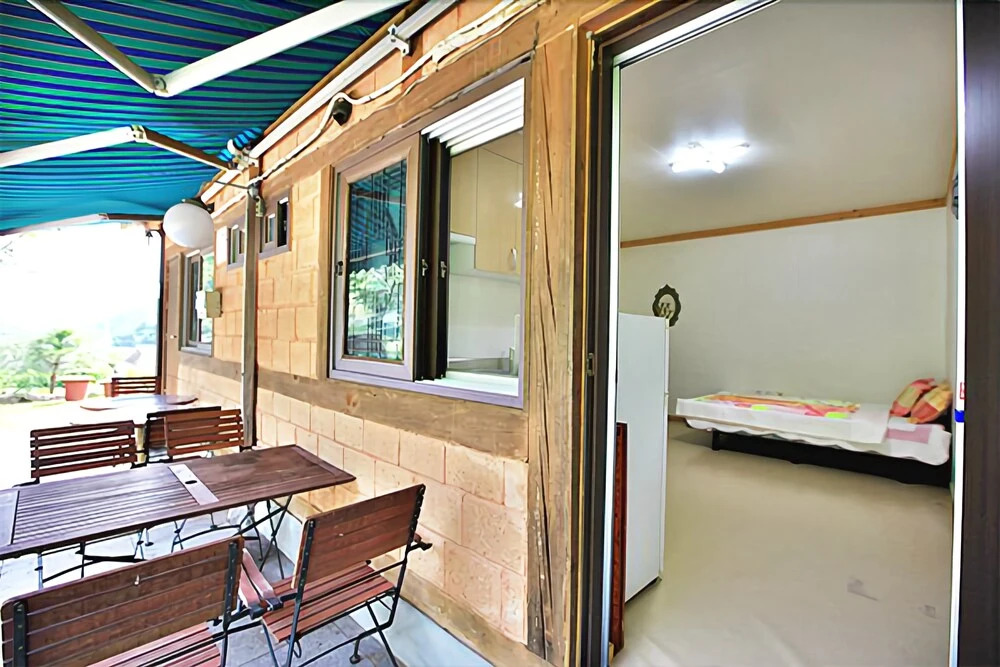 Gapyeong Yujeong Sanbang Pension