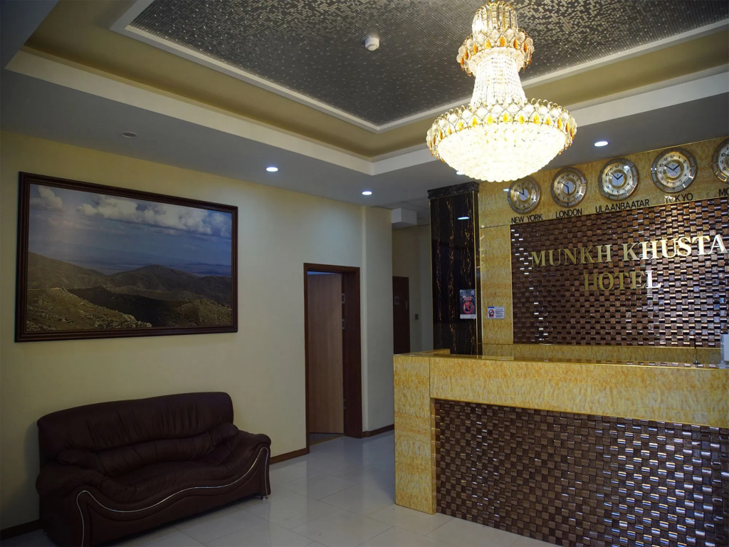 Munkh Khustai Hotel