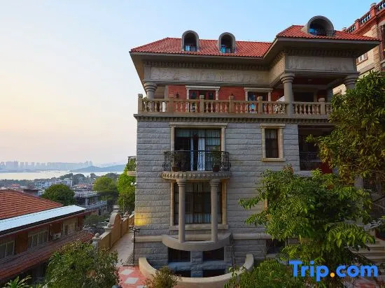 Gulangyu Chuncao Fragrance Seaview Villa (Sanqiutian Wharf Branch)