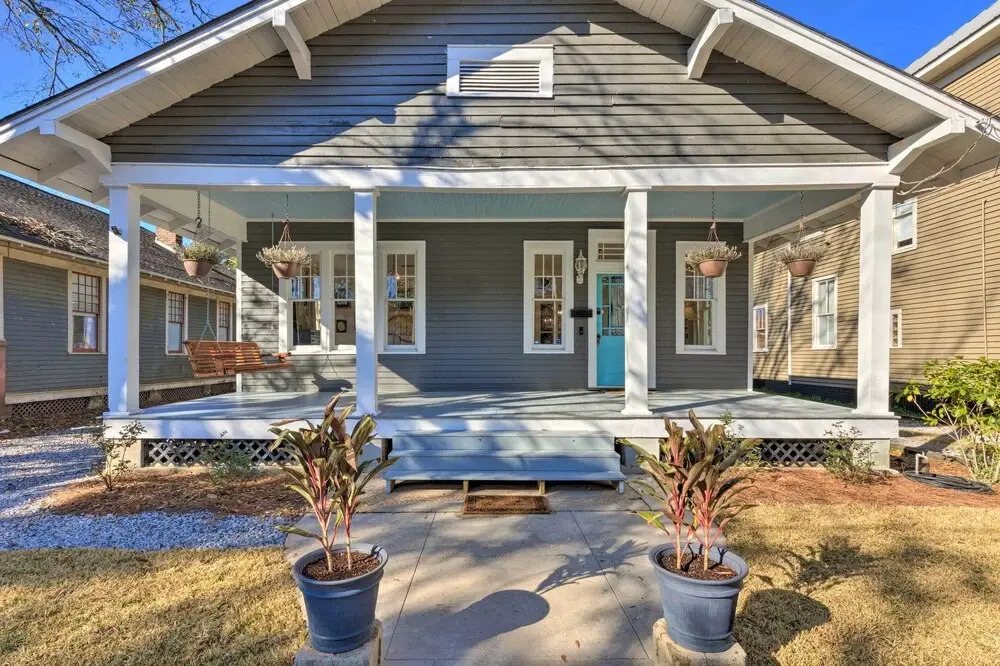 Renovated Historic Home w/ Yard: 2 Mi to Dtwn