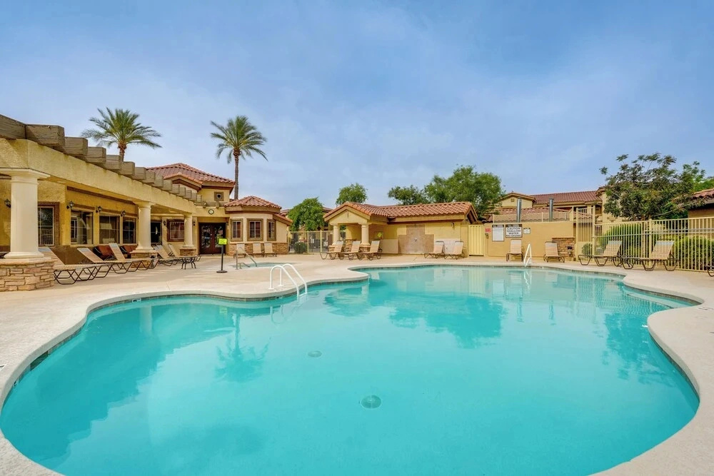 2 Resort-style Pools! Condo Near Mesa Market Place