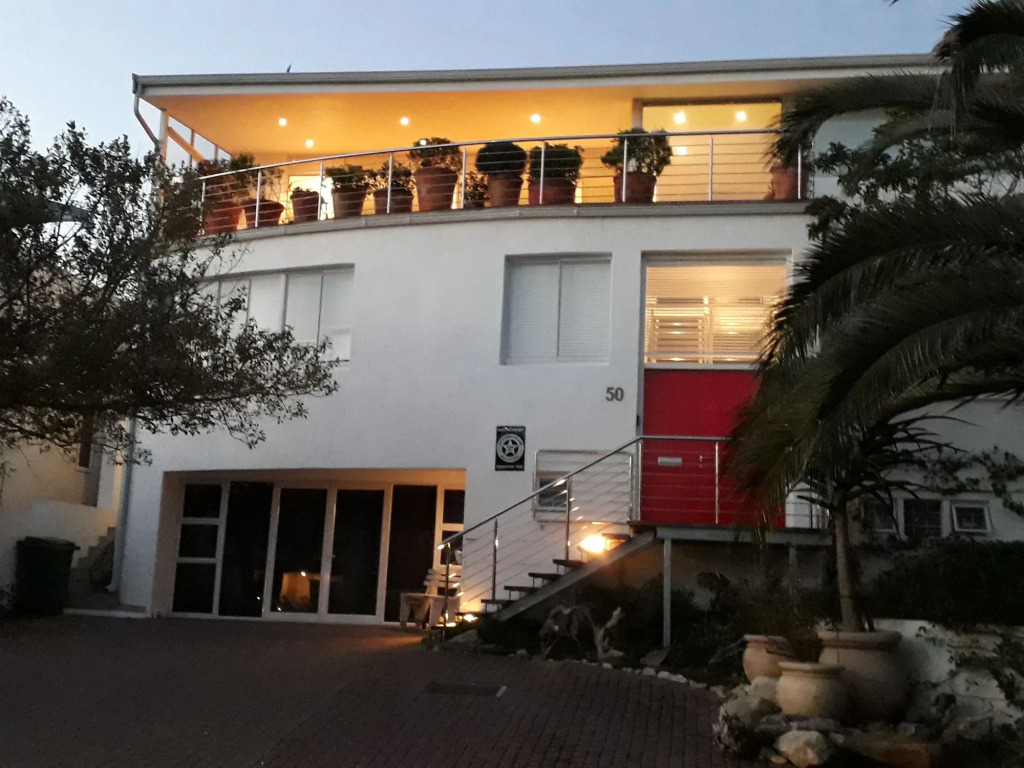 Whale Coast Ocean Villa