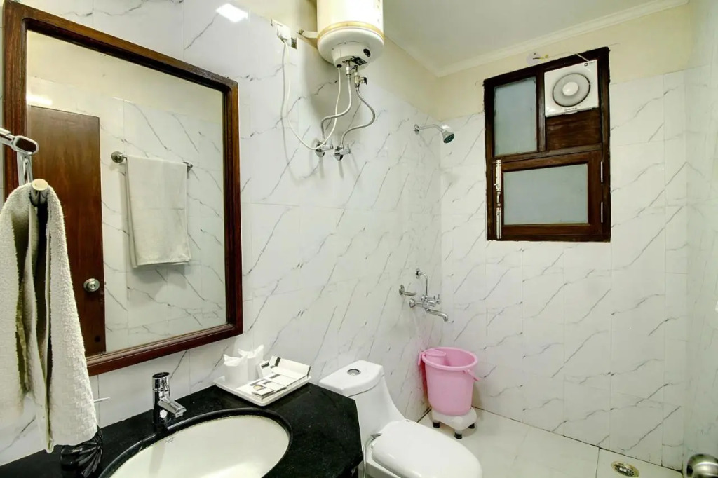 STAAYZ Premium Gurgaon