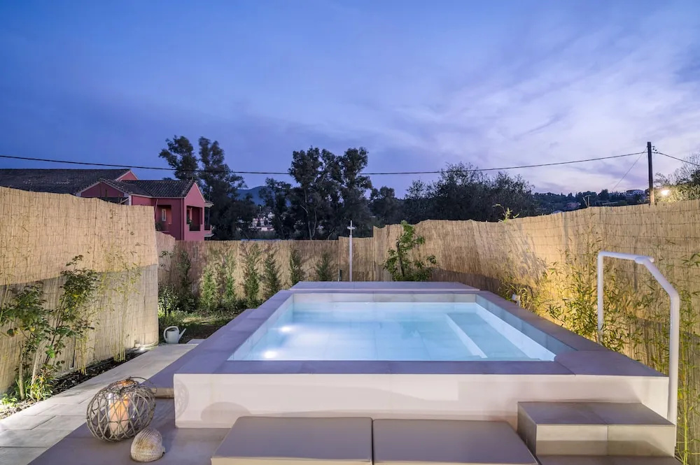 Villa Nina with Private Plunge Pool by Konnect, 5 km to Corfu Town