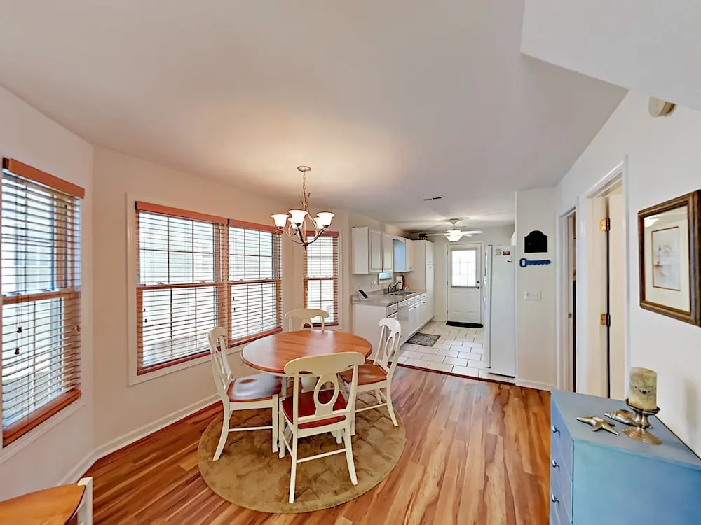 327 S Willow Drive Home 3 Bedrooms 3 Bathrooms Home