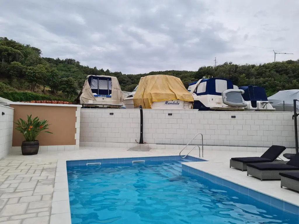 Apartments Nada