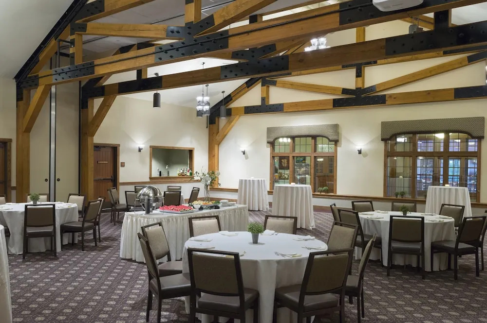 Pine Barn Inn