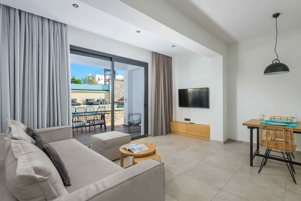 Villa Lambis Athena