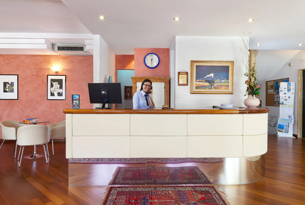 Hotel Al Madarig