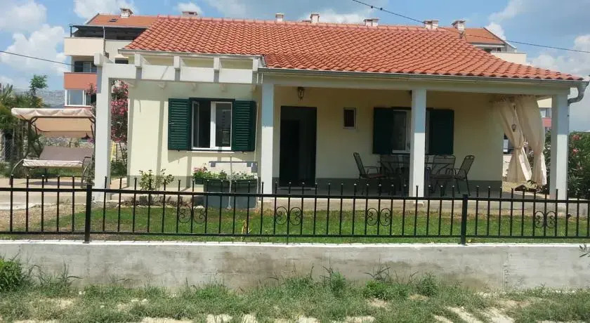 Guesthouse Luna