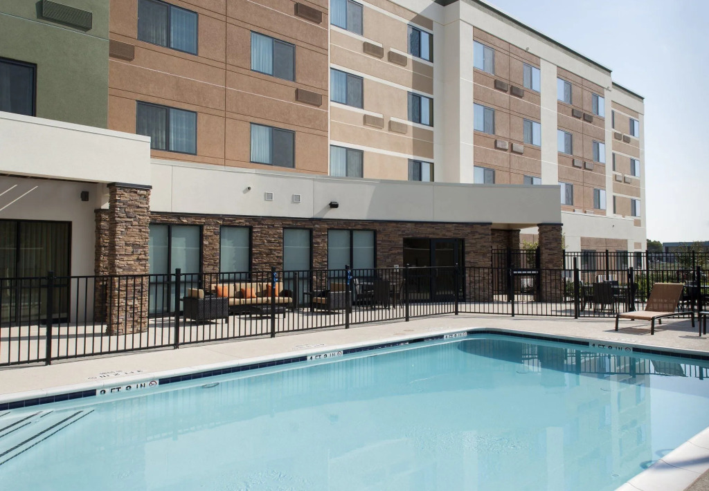Courtyard by Marriott Houston NASA Clear Lake