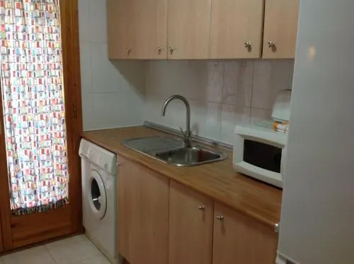 Apartamentos Alcañiz, Blanca