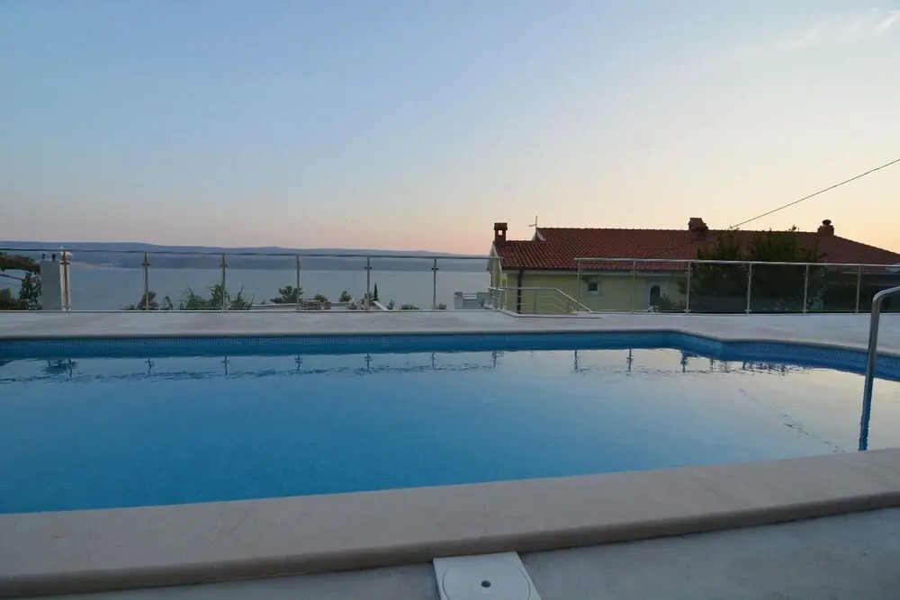 Saga 2 - With Swimming Pool - A8