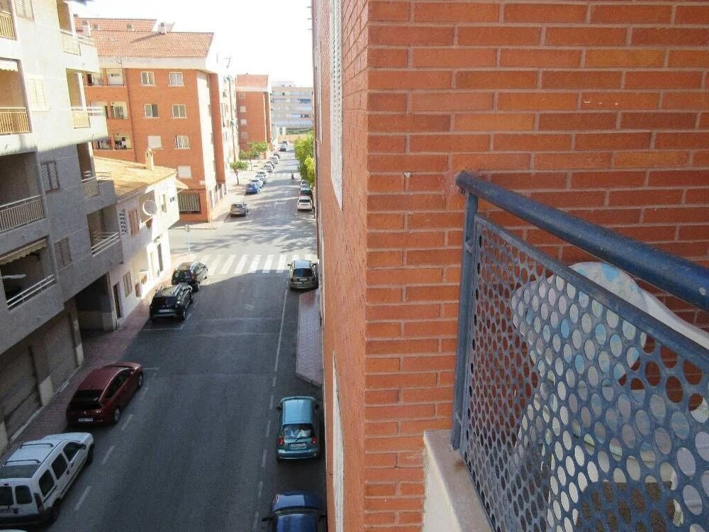 Appartment with swimming pool, quiet and less than 200m from the beach