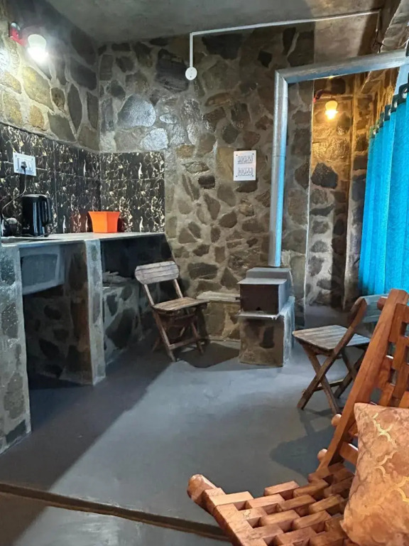 Homestay near Jutogh Church in Shimla