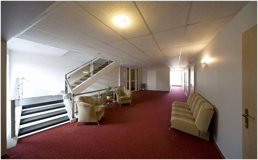Hotel BEST with FREE PARKING