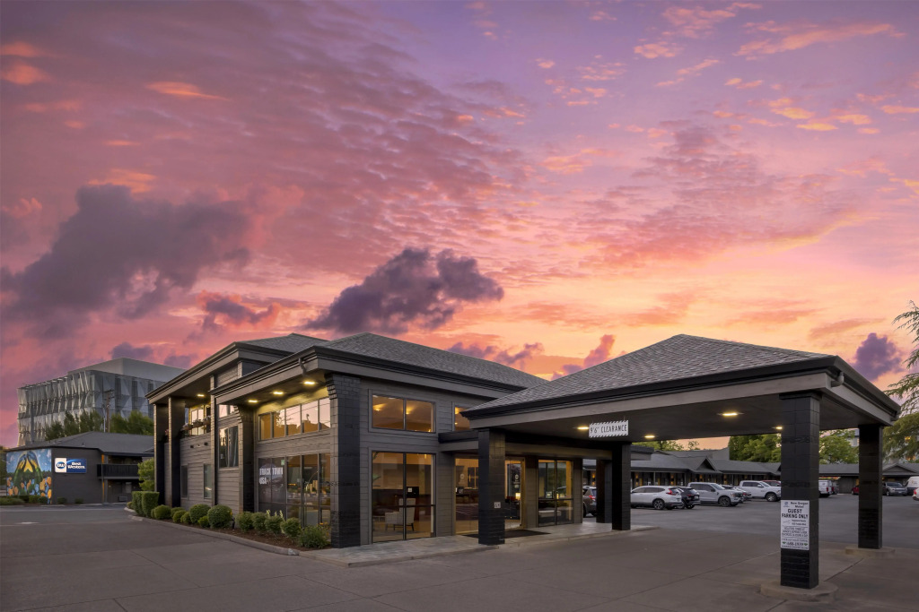 Best Western New Oregon Motel