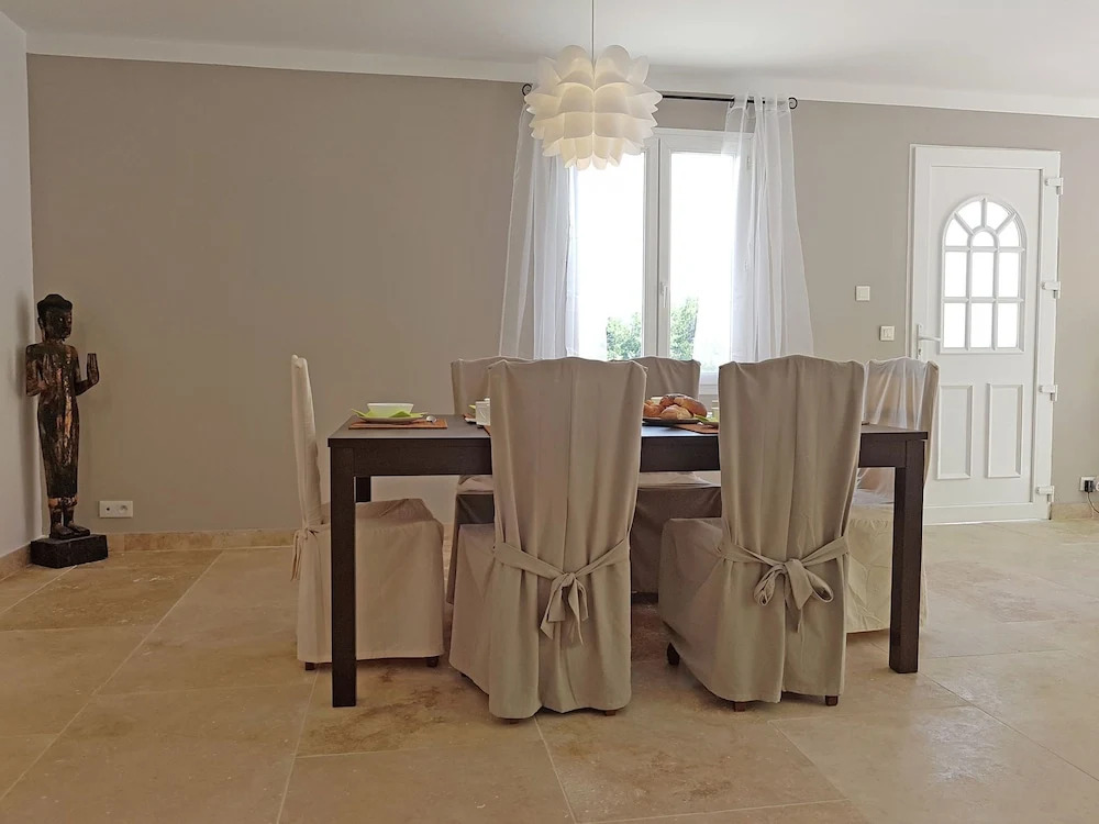 Cozy Villa in Lirac France With Private Pool