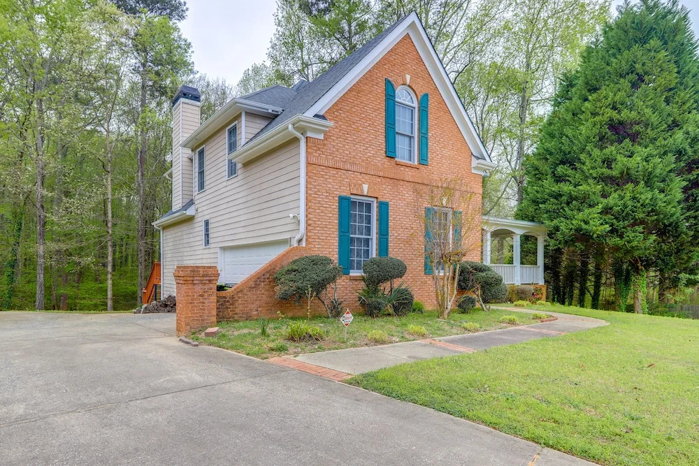 Quaint Fayetteville Vacation Rental w/ Lake Access