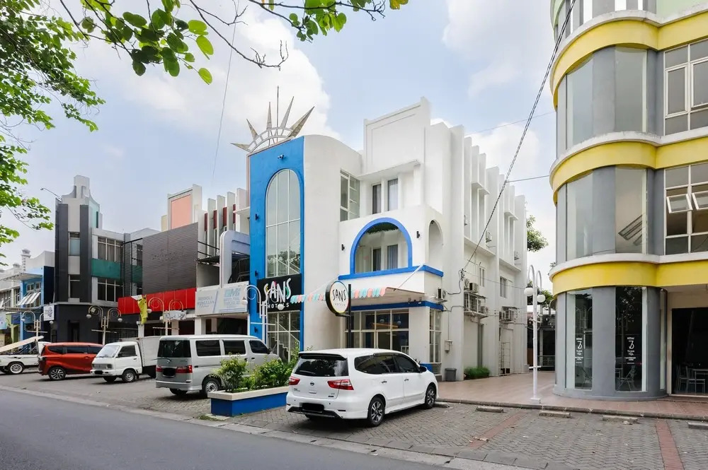 Sans Hotel La Vida Malang