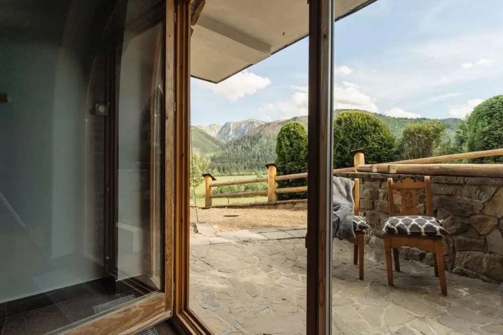 A Climatic and Spacious Apartment With a Garden and an Amazing View