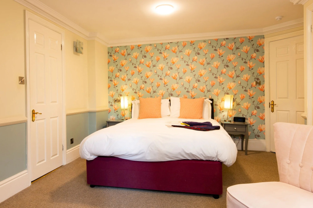 Woodlands Lodge Hotel