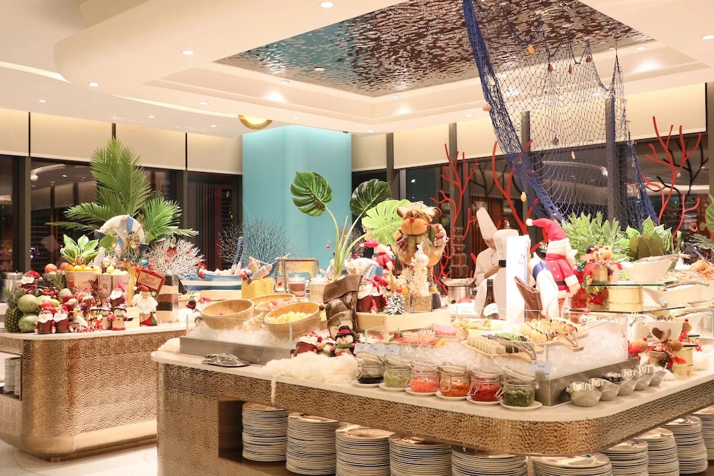 Shanghai Haichang Ocean Park Resort Hotel