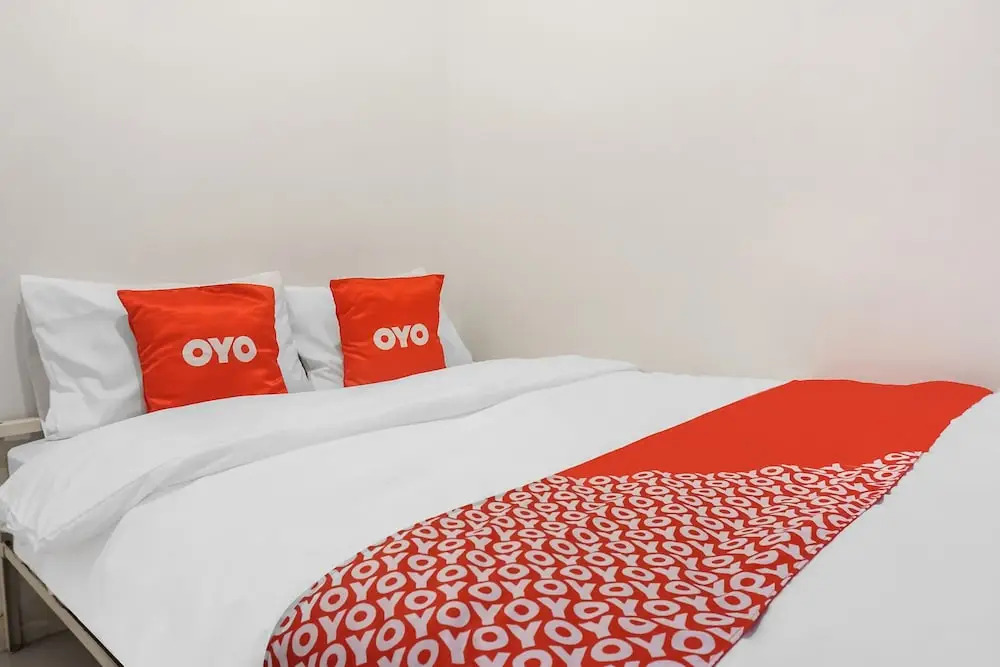 Super OYO 91074 Stariez Senen Syariah