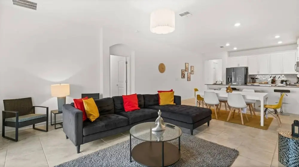 Stylish 3BR Condo Championsgate w Water Park
