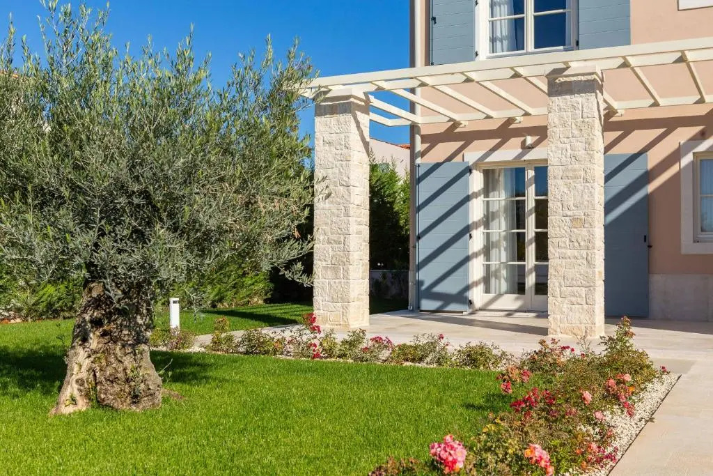 Villa Divine by ILC