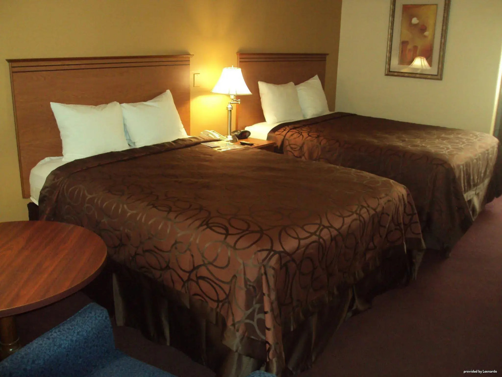 Clarion Inn