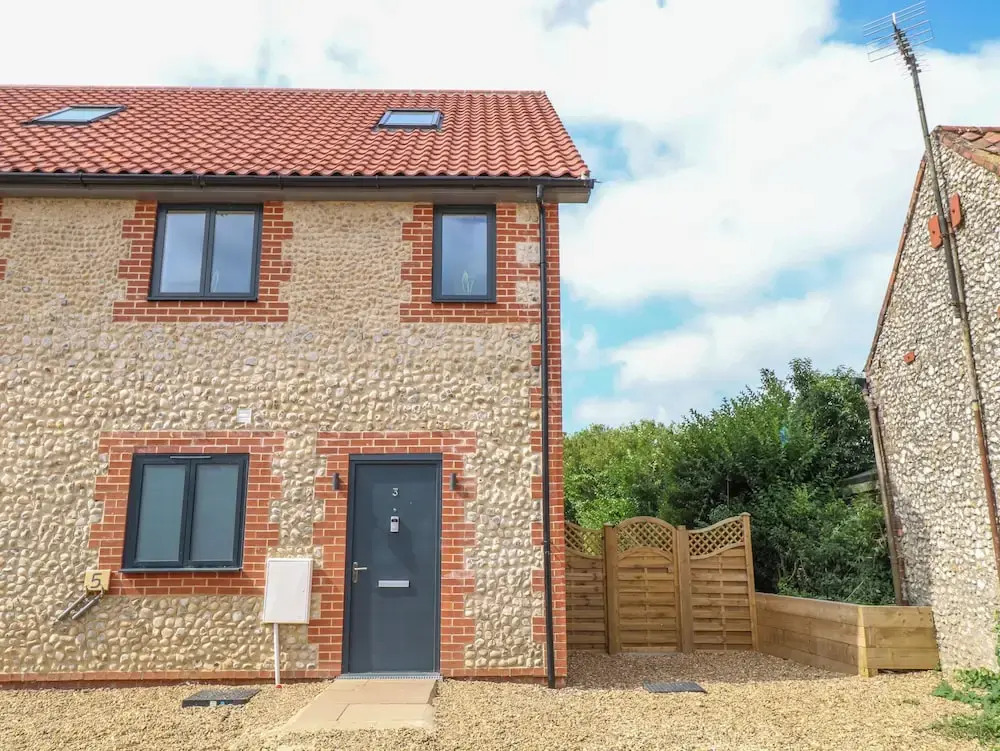 Henham 3 Bernaleen Cottages