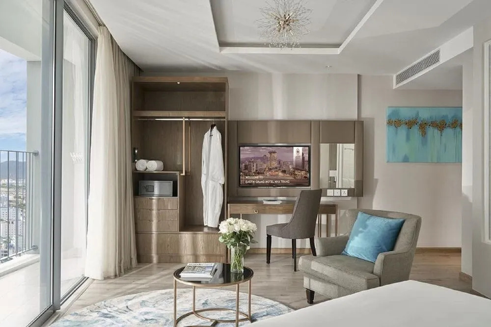 Panorama Beach Central Square Residences