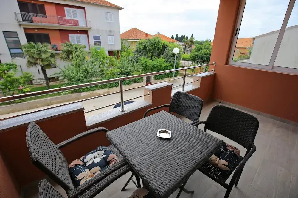 Apartments Kapetan