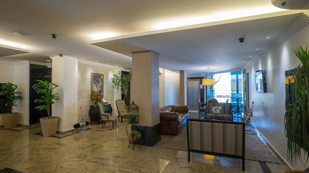 Laguna Plaza Hotel