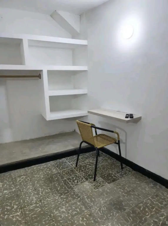 M2-J Habitacion  En Centro Historico