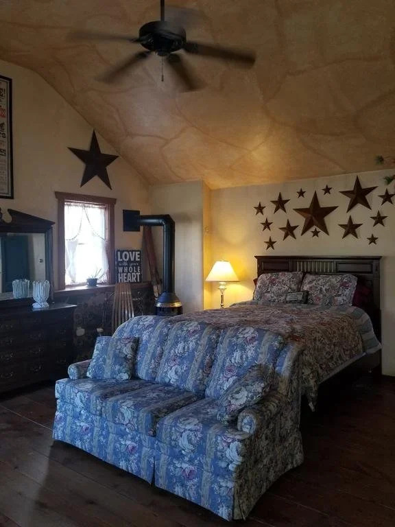 Living Spring Farm Bed and Breakfast