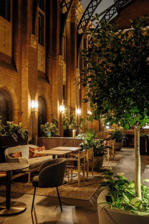 The Hobson Cambridge by Adina