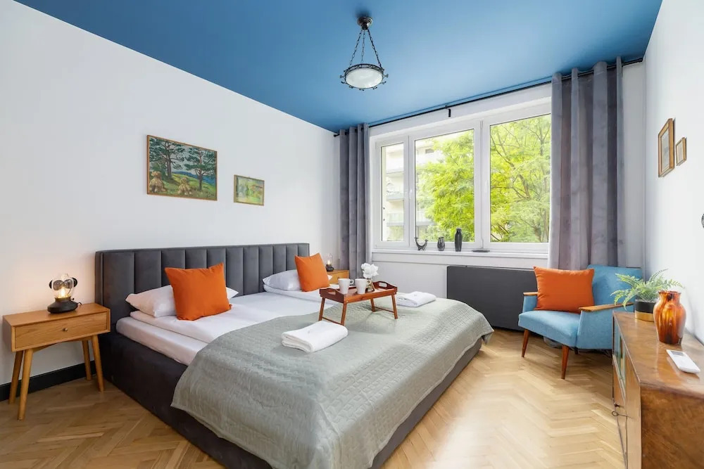 Krasickiego Apartment Cracow by Renters